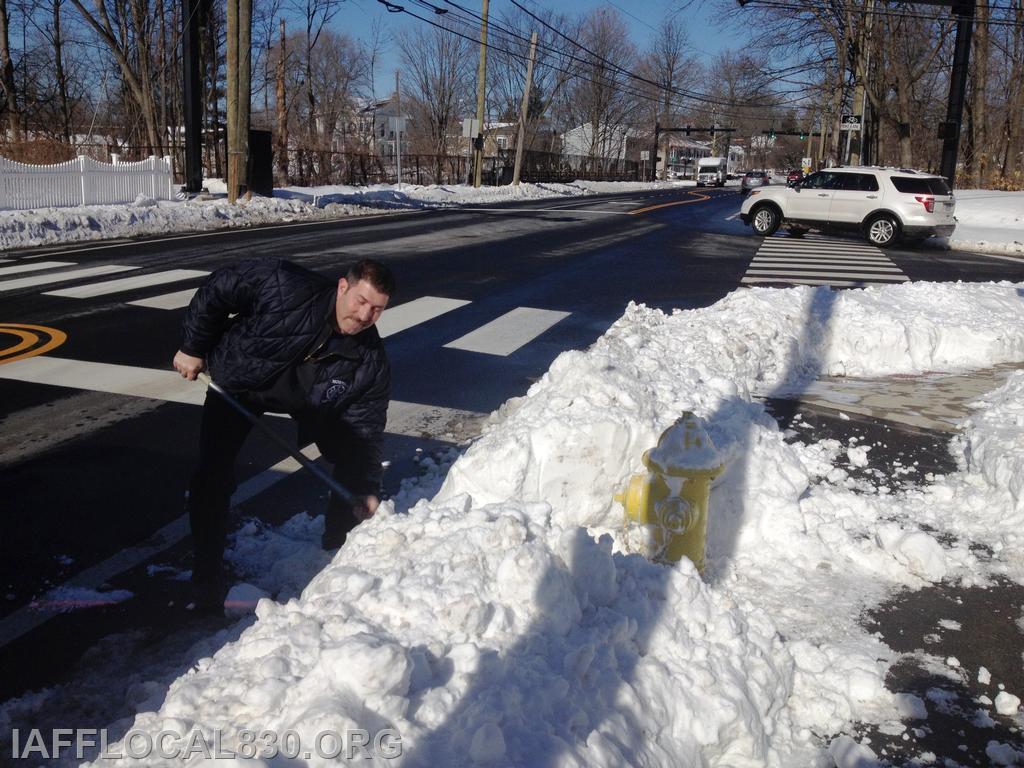 1/28/2015 Shoveling Hydrants
