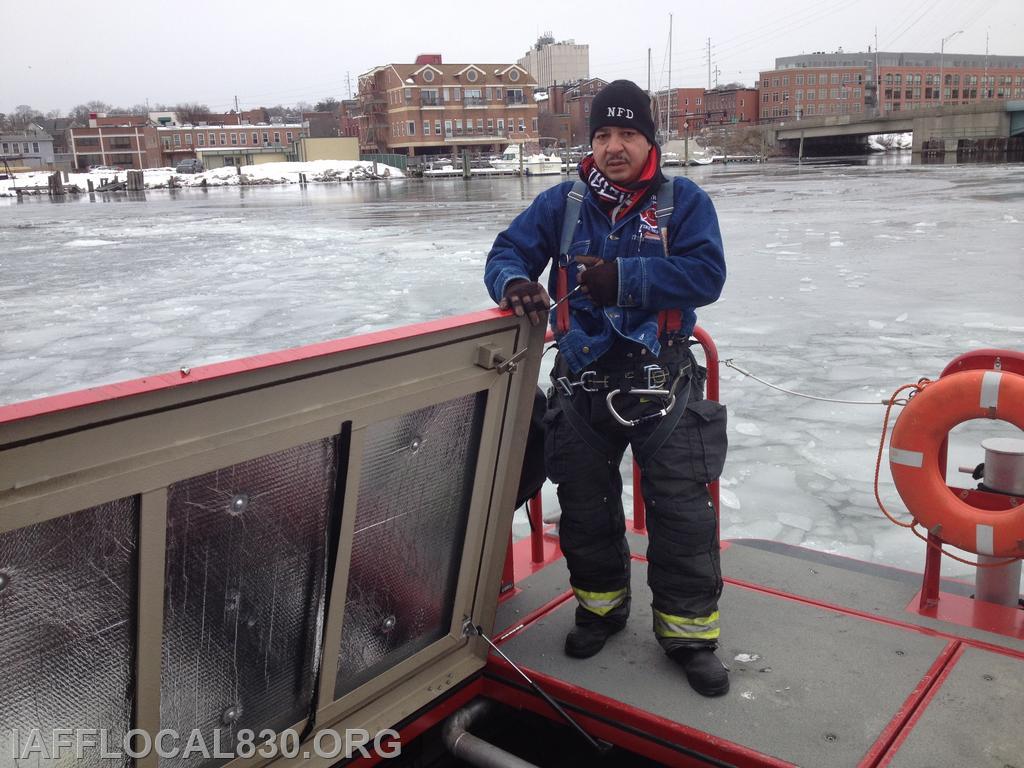 2/21/2015 Vessel Check for MU238
Hector Ramirez