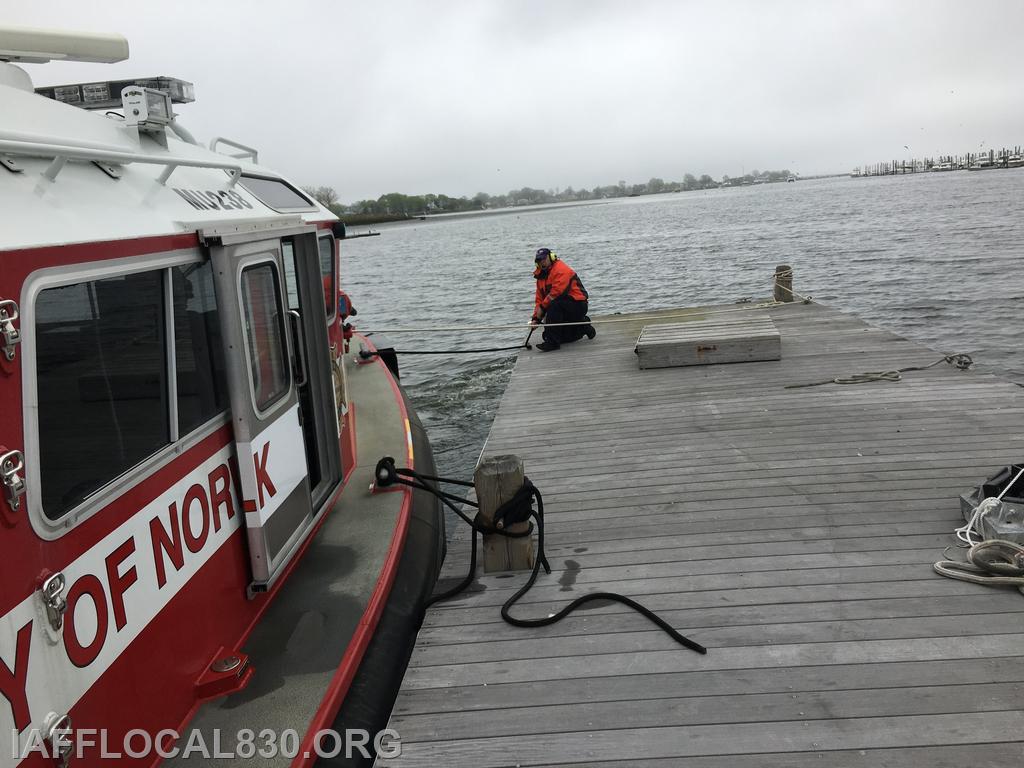 5/1/2017 Moving the Sheffield Island dock